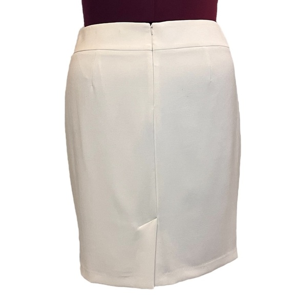 Laura Petites Winter White Pencil Skirt - Picture 7 of 11